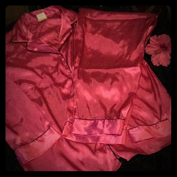 Other - NA Luxury Pajama Set  Burgundy & Black